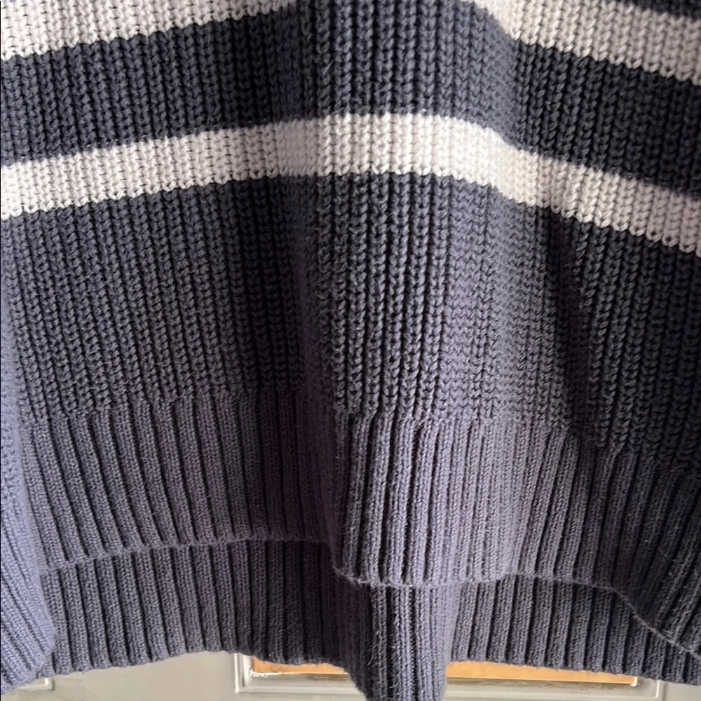 Hollister Women’s Striped Sweater - Gray and White - Size Small - Picture 3 of 7